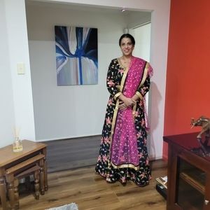 Meet your Posher, Nalini